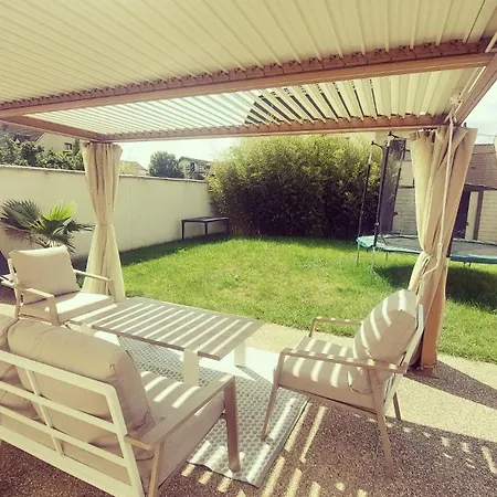 Magnifique Maison Holiday home Argenteuil